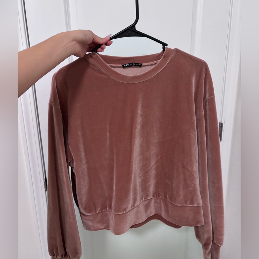 Zara Women's Blush Velvet Sweatshirt